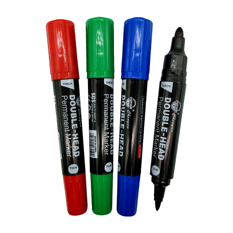 Dual tip permanent marker pen